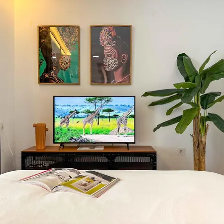 Apartment Encantador Y Coqueto Loft A 8 Min. De La Playa. *