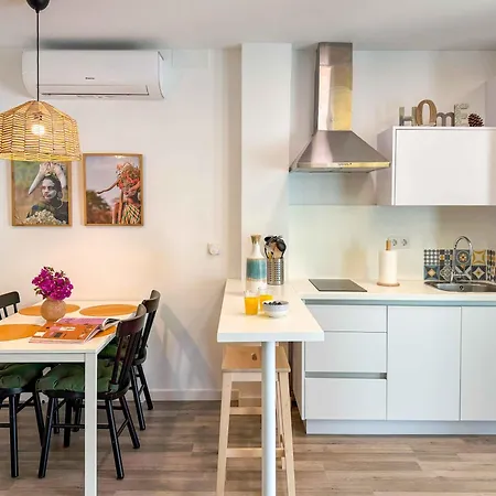 Encantador Y Coqueto Loft A 8 Min. De La Playa. Apartamento *